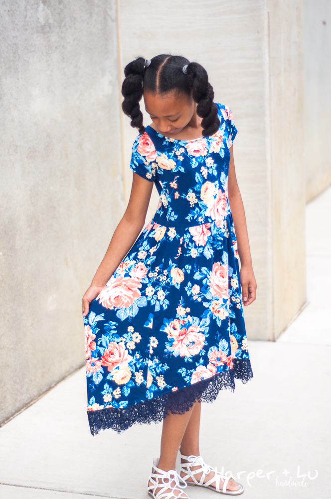 Blog - Bluezette Tour - So Sew English Corrine Floral Fabric-0682