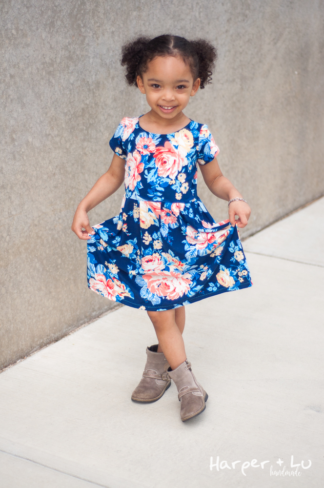 Blog - Bluezette Tour - So Sew English Corrine Floral Fabric-0695